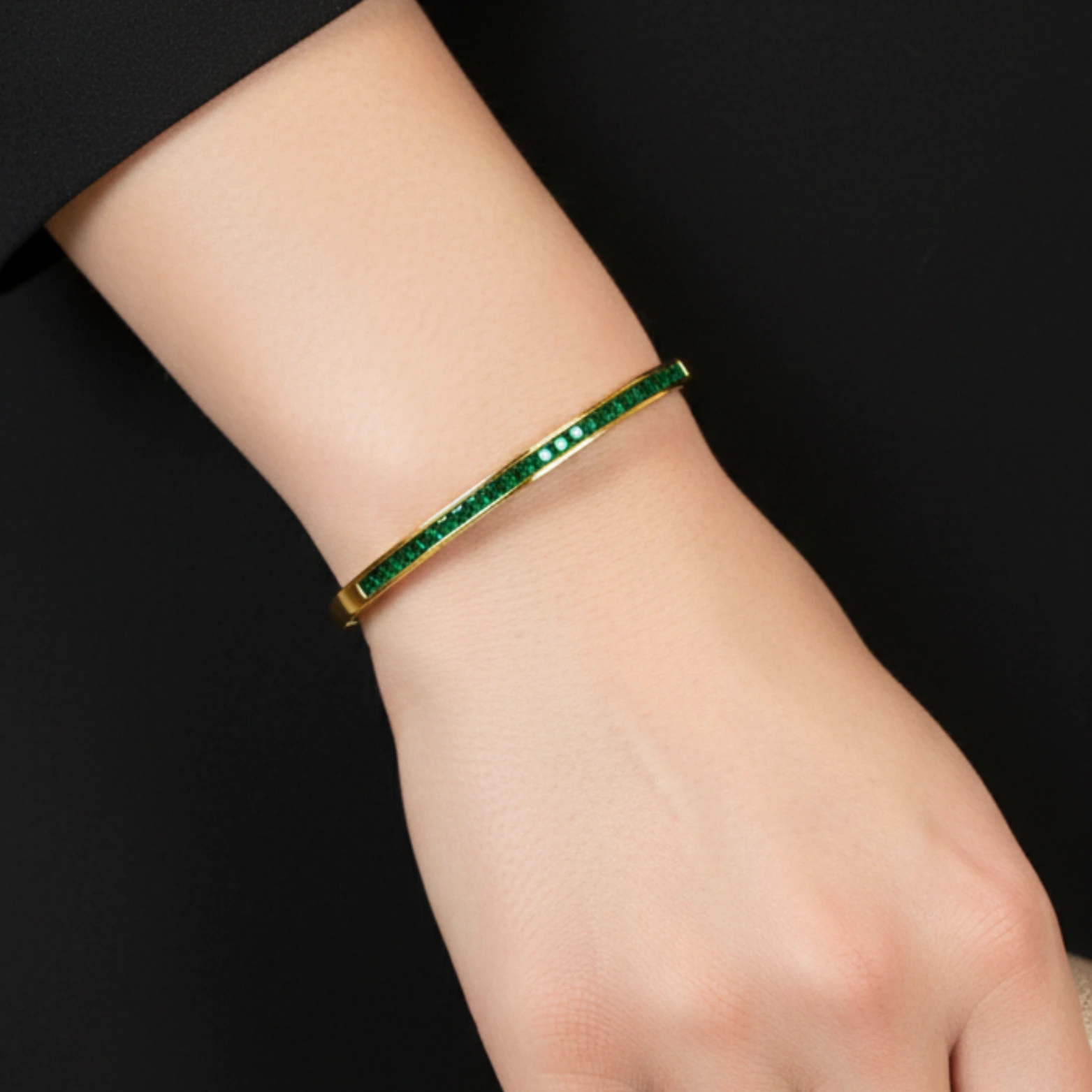 Emerald Green Rhinestone bracelet - Image 2