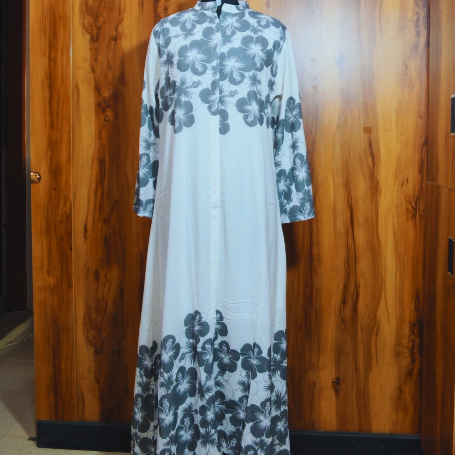 HIBISCUS BLOOM GOWN - Image 2