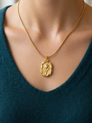 Floral Pendant🌸- Anti-tarnish