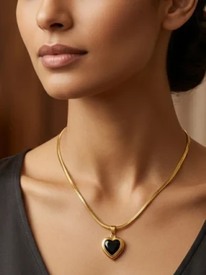 Black Heart Pendant Necklace