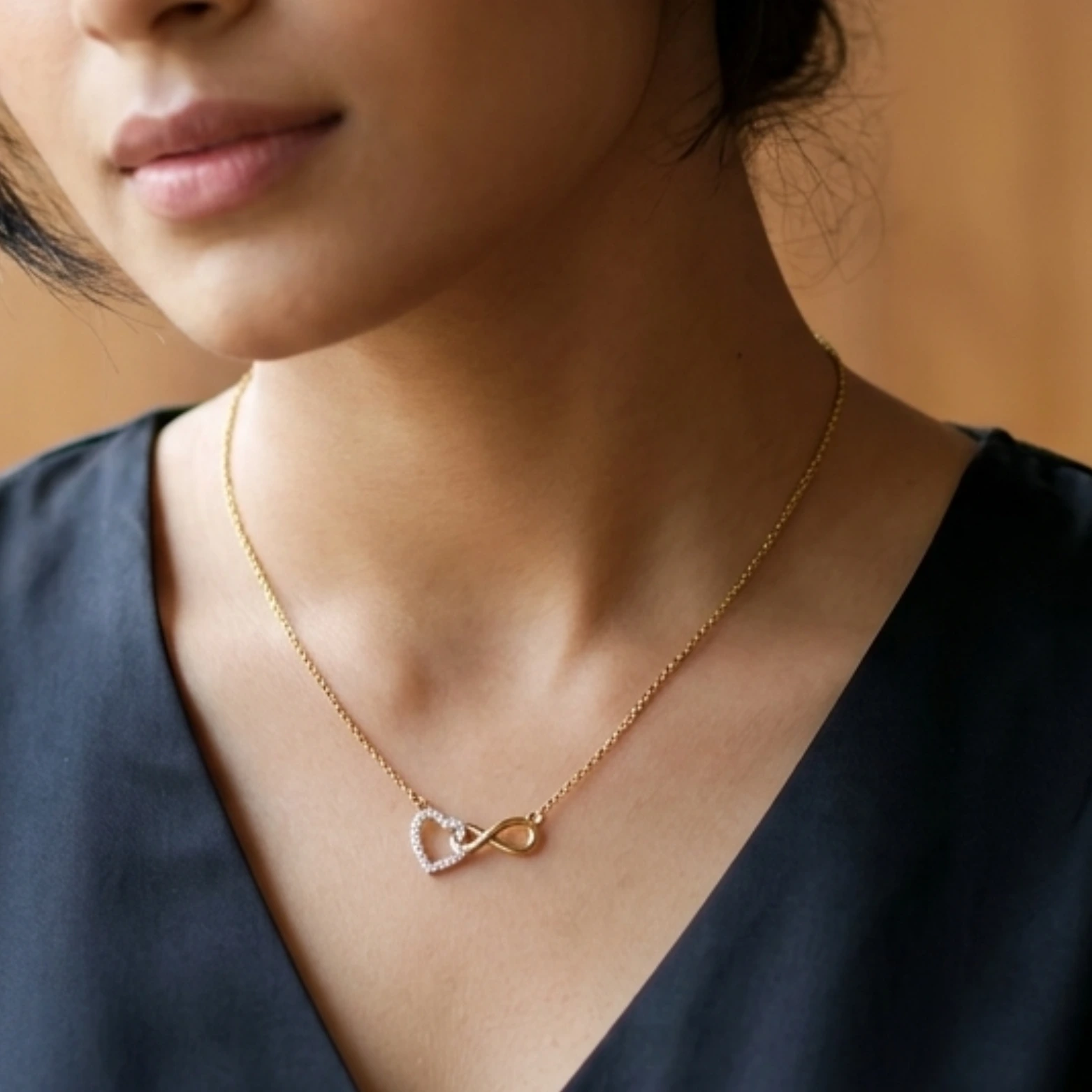 Endless Love Heart & Infinity Pendant Necklace : Anti-tarnish